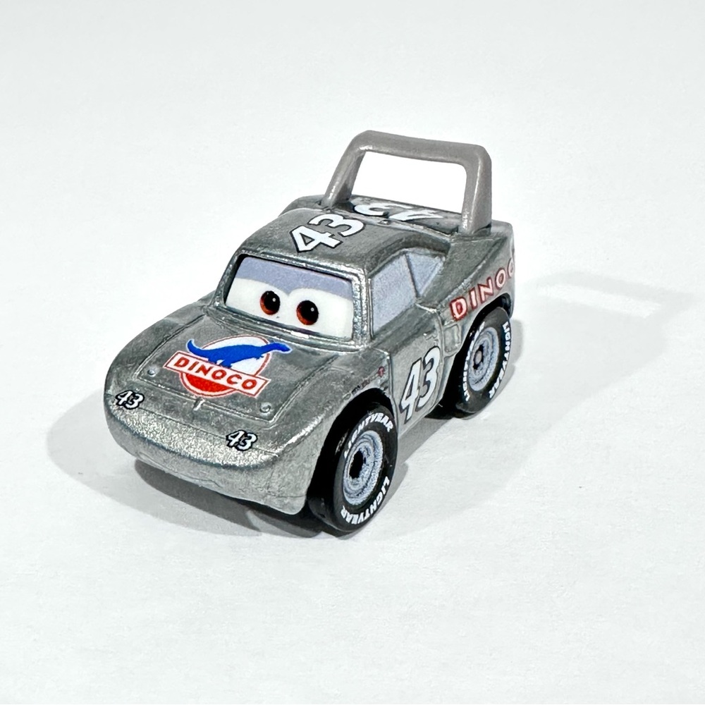 Disney Cars Die-cast Mini Racers Metallic The King Strip Weathers 2017